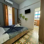 Cozynest - Cettina Pensión Gzira